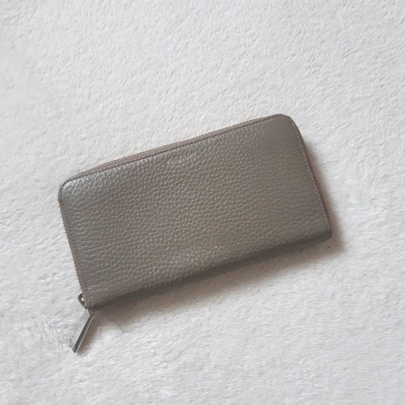 Aritzia Handbags - Aritzia | Auxiliary Taupe Accordion Zip Wallet